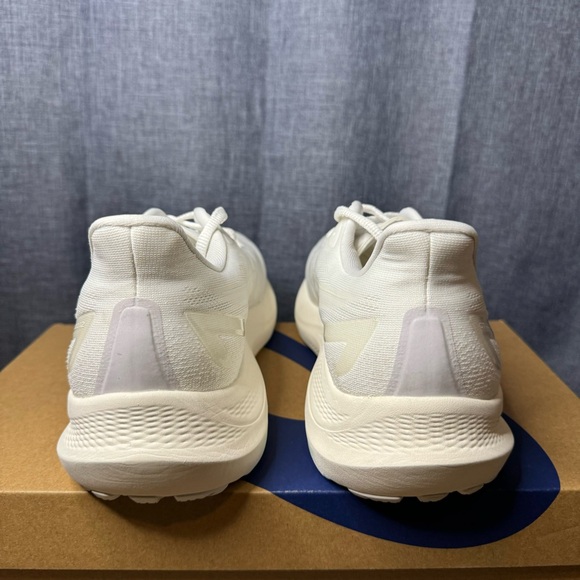 ASICS GT 2000 11.5 White Off White W - 1012B506-103 - Picture 6 of 9